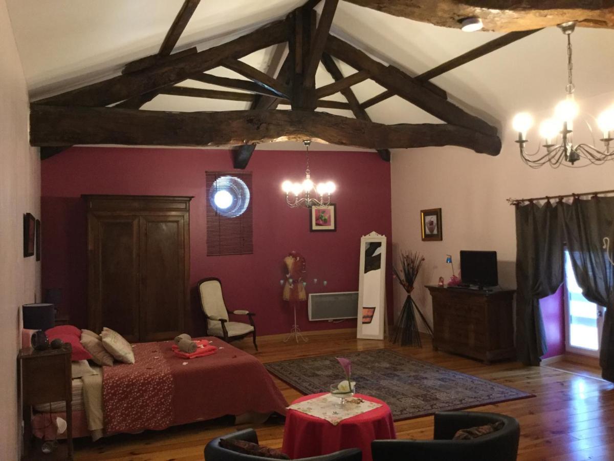Chambres Et Roulotte De La Gentilhommiere Chazey-sur-Ain エクステリア 写真